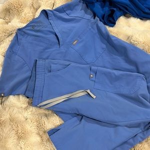 Figs small top and small petite skinny yola pants